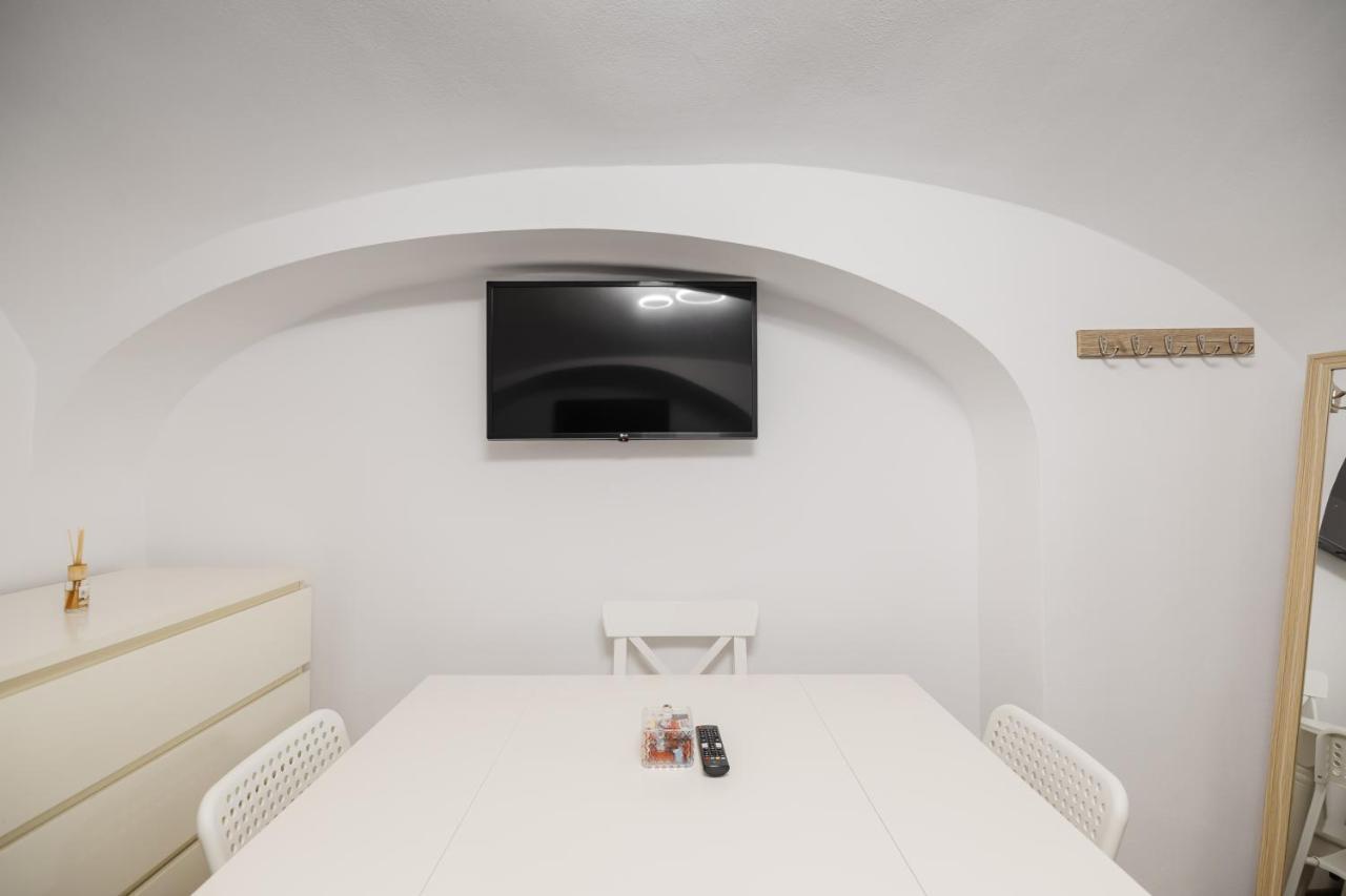 Downtown Cio Apartment Sibiu Eksteriør bilde